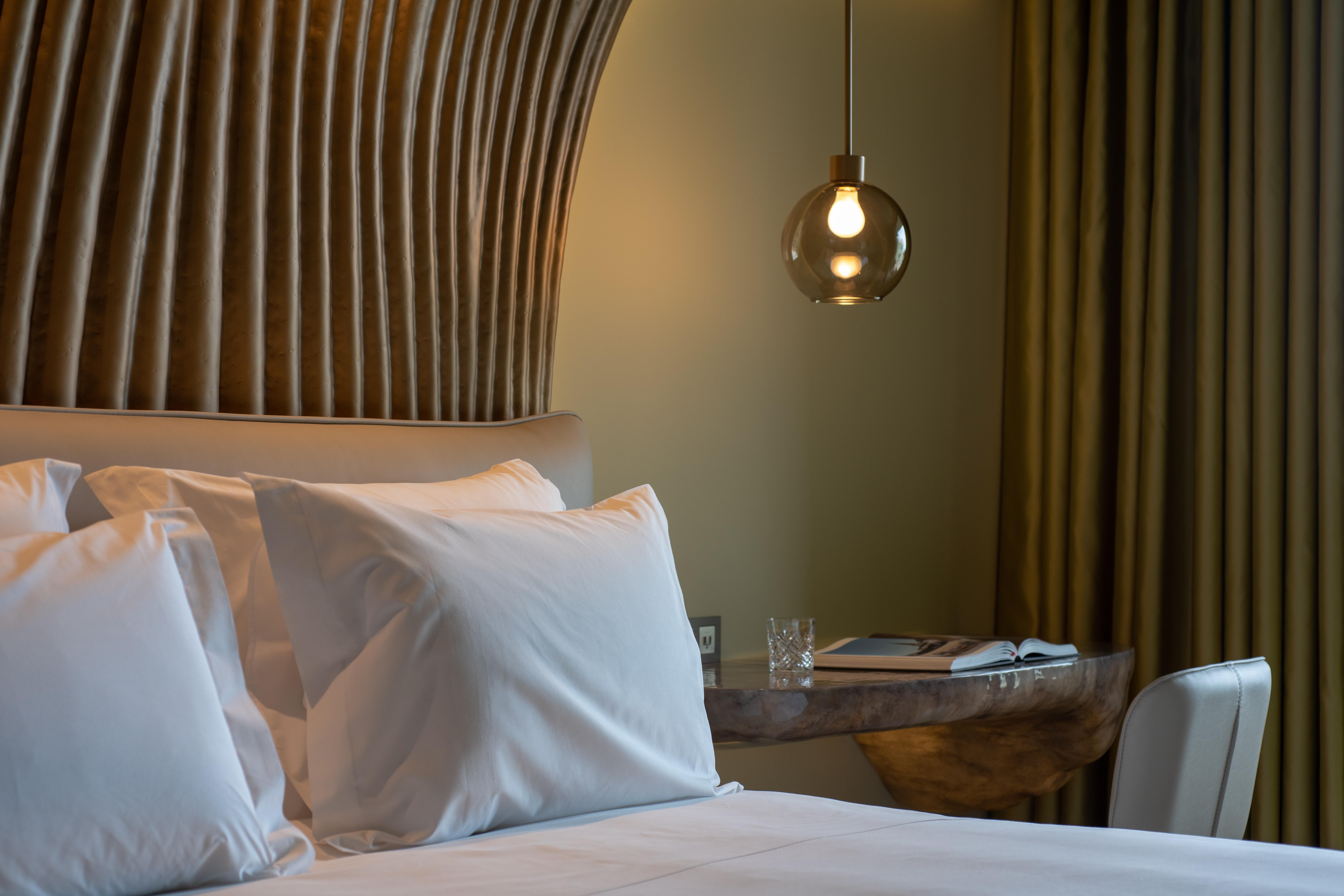 Vila Foz Hotel&SPA - member of Design Hotels Porto Buitenkant foto A room at the hotel