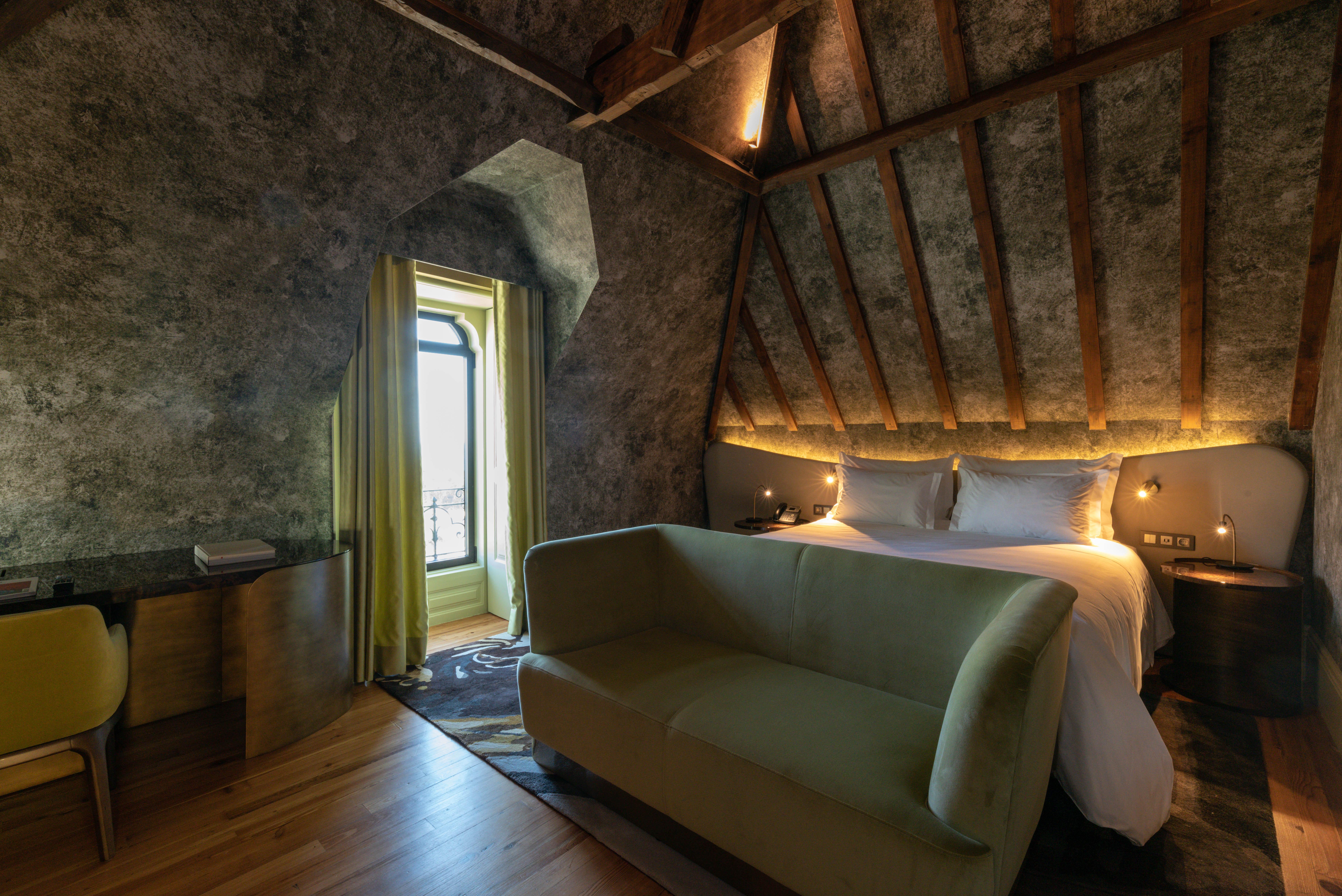 Vila Foz Hotel&SPA - member of Design Hotels Porto Buitenkant foto The 17th-century attic suite