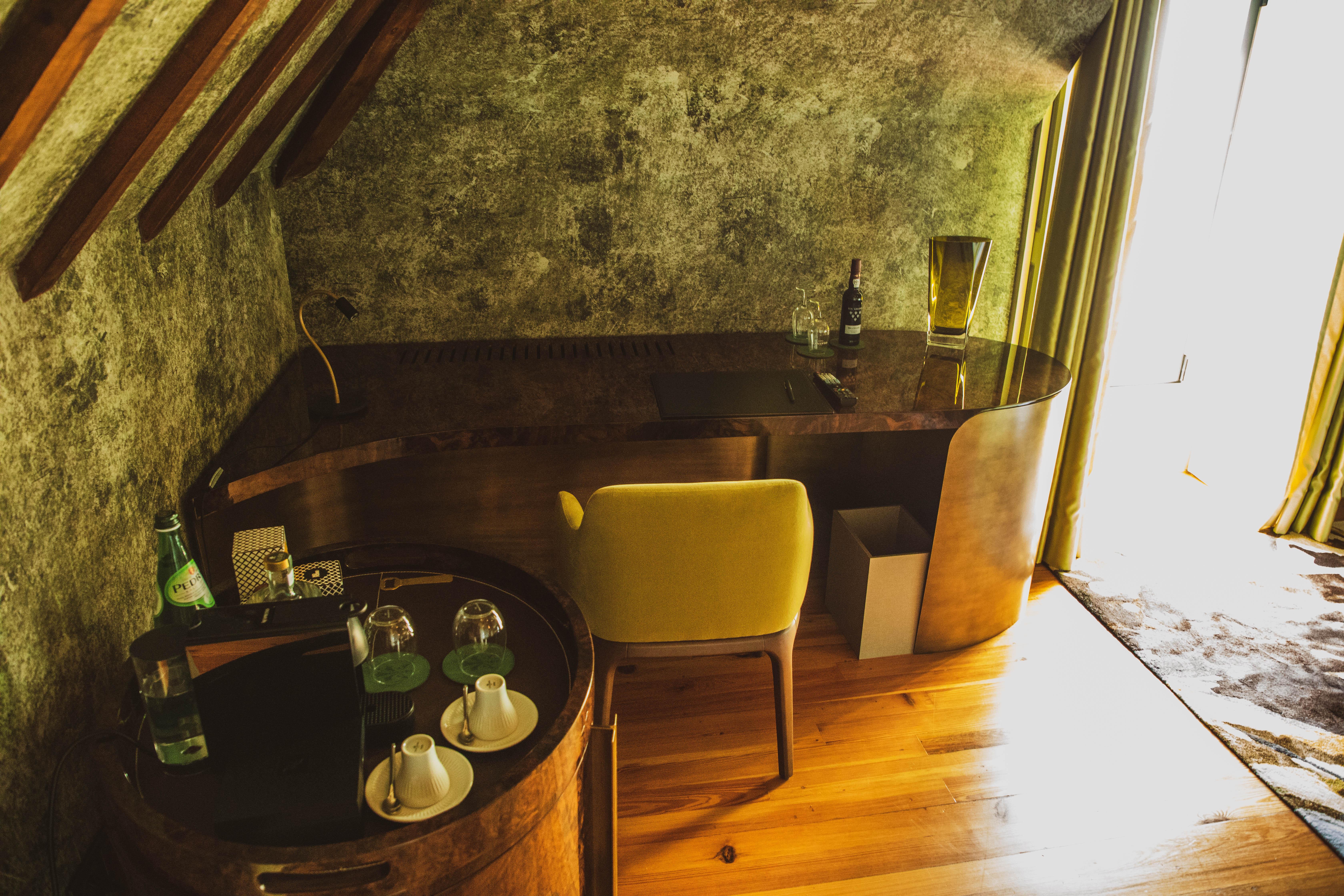 Vila Foz Hotel&SPA - member of Design Hotels Porto Buitenkant foto A room at the hotel