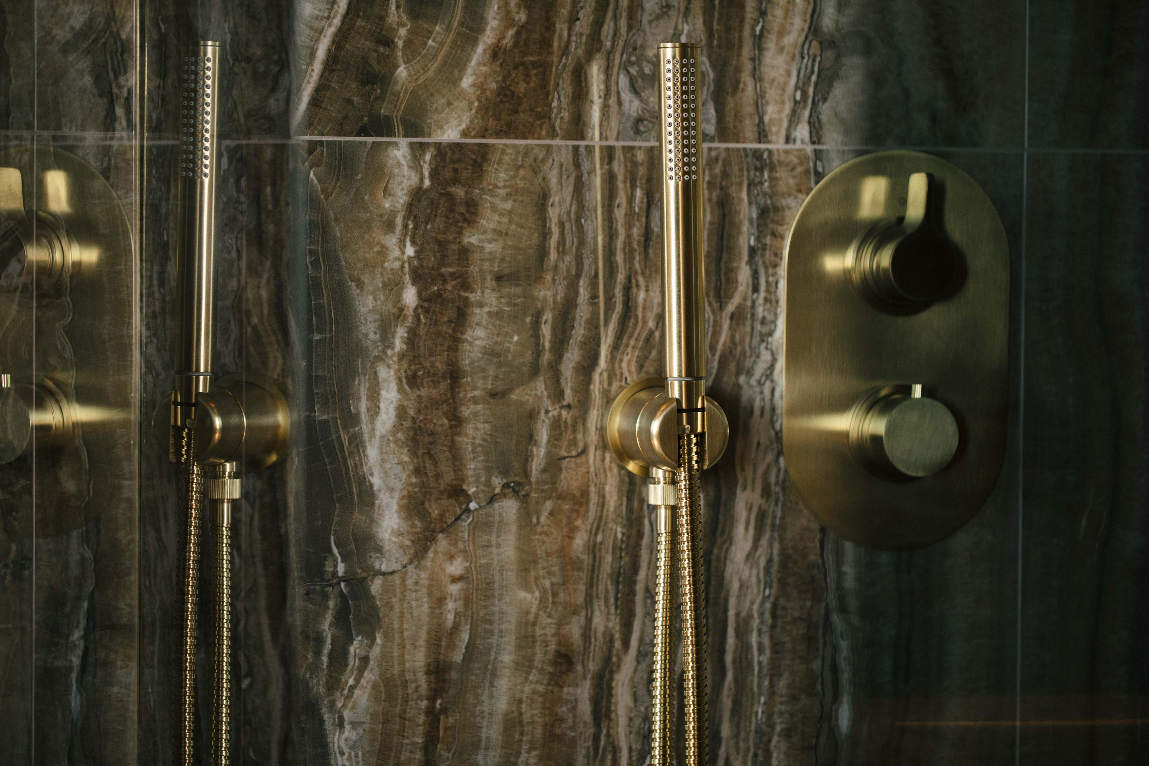 Vila Foz Hotel&SPA - member of Design Hotels Porto Buitenkant foto Showering