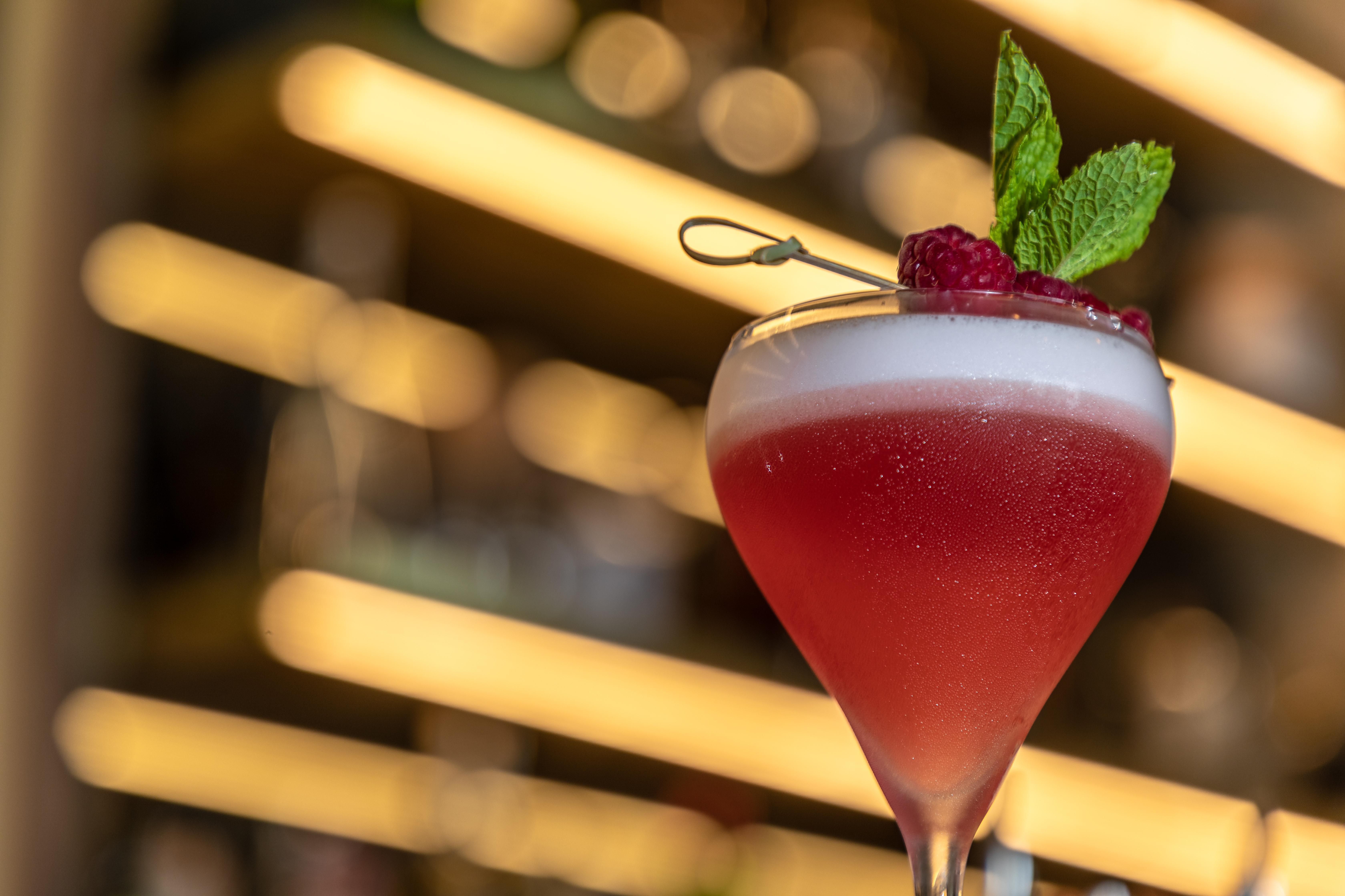 Vila Foz Hotel&SPA - member of Design Hotels Porto Buitenkant foto A Clover Club cocktail