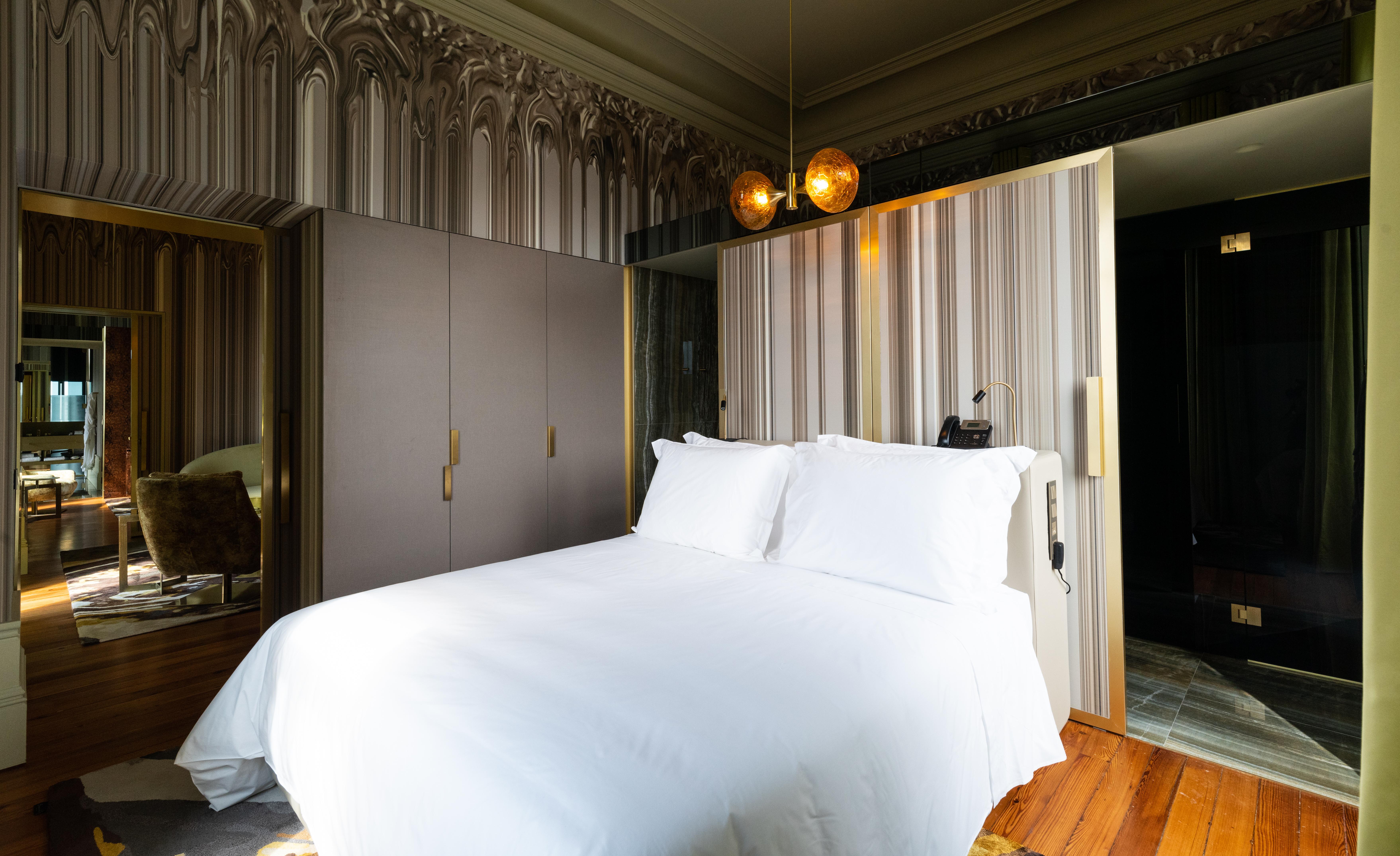 Vila Foz Hotel&SPA - member of Design Hotels Porto Buitenkant foto A bedroom at the hotel