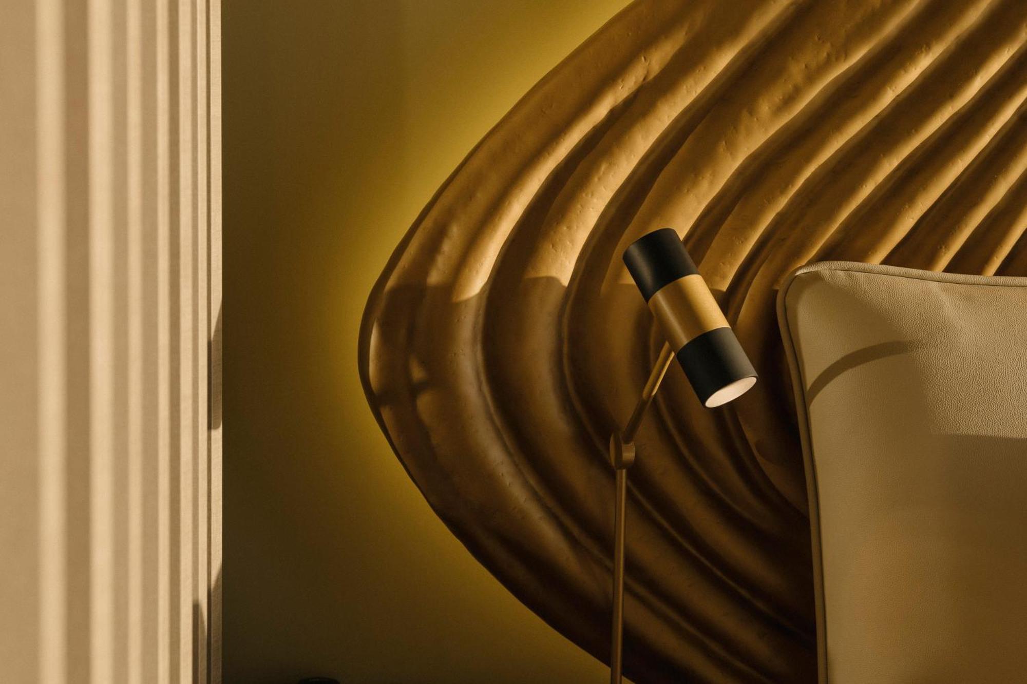 Vila Foz Hotel&SPA - member of Design Hotels Porto Buitenkant foto Detail of the staircase